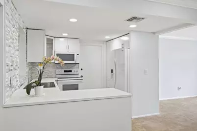 226 SW Reynolds Avenue, Port Saint Lucie, FL 34983 - Photo 9