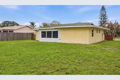 226 SW Reynolds Avenue, Port Saint Lucie, FL 34983 - Photo 23
