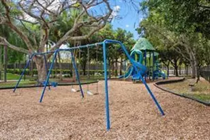 112 Lancaster Way, Royal Palm Beach, FL 33414 - Photo 5