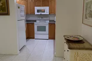 154 Piedmont D, Delray Beach, FL 33484 - Photo 3