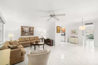 154 Piedmont D, Delray Beach, FL 33484 - Photo 5