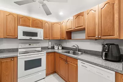 154 Piedmont D, Delray Beach, FL 33484 - Photo 11