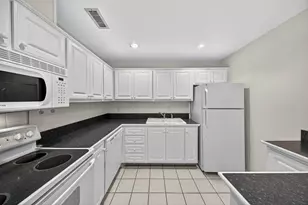 6417 Bay Club Dr, Fort Lauderdale, FL 33308 - Photo 19