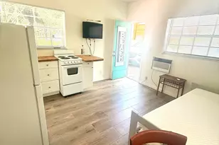 314 Desoto St, Hollywood, FL 33019 - Photo 9