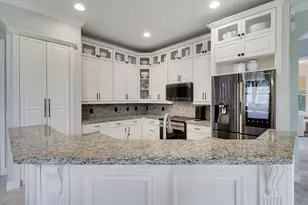 4044 Kingston Ln, Palm Beach Gardens, FL 33418 - Photo 9