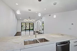 131 Palm Ave, Jupiter, FL 33477 - Photo 13