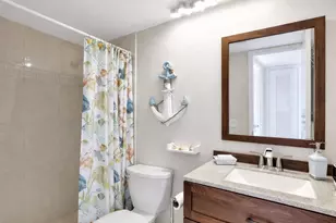 400 SE 10th St, Deerfield Beach, FL 33441 - Photo 11