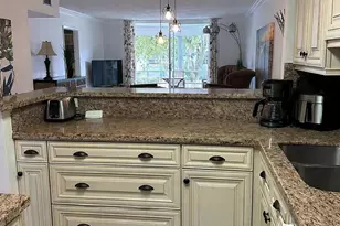 400 SE 10th St, Deerfield Beach, FL 33441 - Photo 3