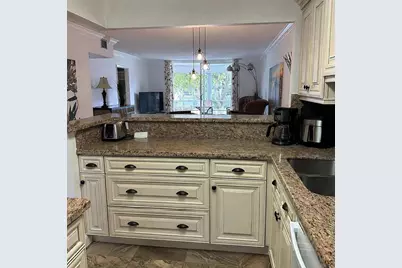 400 SE 10th Street #202, Deerfield Beach, FL 33441 - Photo 3