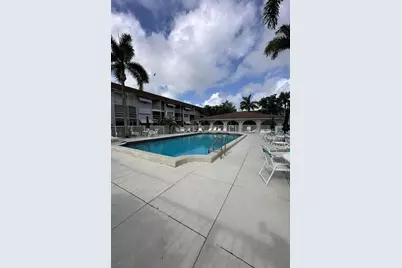 400 SE 10th Street #202, Deerfield Beach, FL 33441 - Photo 19