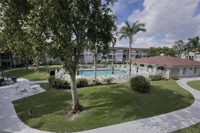 400 SE 10th Street #202, Deerfield Beach, FL 33441 - Photo 19
