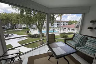 400 SE 10th St, Deerfield Beach, FL 33441 - Photo 17