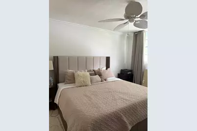 400 SE 10th Street #202, Deerfield Beach, FL 33441 - Photo 13