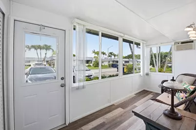 135 Waterford Way, Delray Beach, FL 33446 - Photo 19