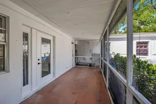 132 E Central Blvd, Lantana, FL 33462 - Photo 11