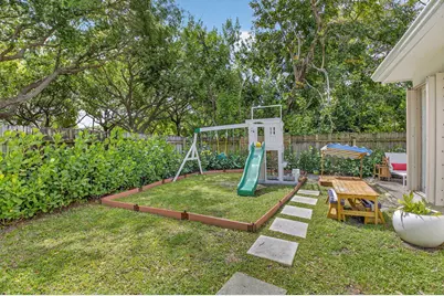 2402 NW 30th Street, Boca Raton, FL 33431 - Photo 33