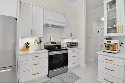 2402 NW 30th Street, Boca Raton, FL 33431 - Photo 13