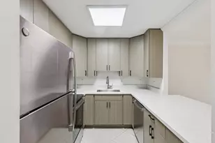 3000 NE 5th Terrace, Wilton Manors, FL 33334 - Photo 3