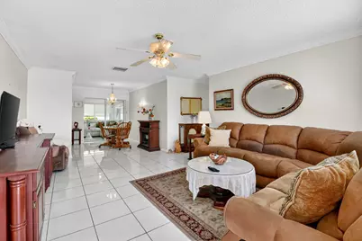 118 SW 9th Street, Boynton Beach, FL 33426 - Photo 5