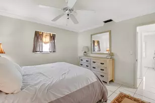 118 SW 9th St, Boynton Beach, FL 33426 - Photo 21