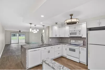 3203 Portofino Point #M1, Coconut Creek, FL 33066 - Photo 3