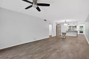 3203 Portofino Point, Coconut Creek, FL 33066 - Photo 9