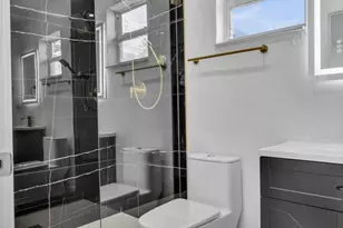 915 SW 3rd St, Boynton Beach, FL 33435 - Photo 21