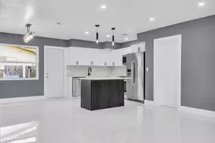 915 SW 3rd St, Boynton Beach, FL 33435 - Photo 7