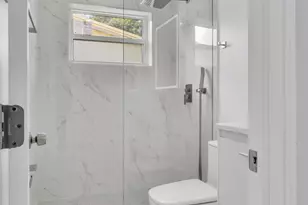 915 SW 3rd St, Boynton Beach, FL 33435 - Photo 9