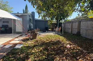 729 Cherry Rd, West Palm Beach, FL 33409 - Photo 27