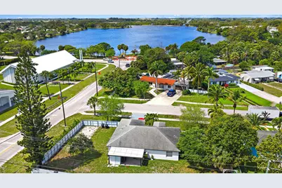 1114 Cochran Drive, Lake Worth Beach, FL 33461 - Photo 15