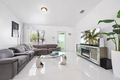 1114 Cochran Drive, Lake Worth Beach, FL 33461 - Photo 11