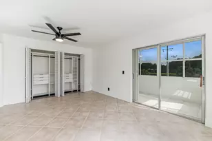 560 Capri, Delray Beach, FL 33484 - Photo 9