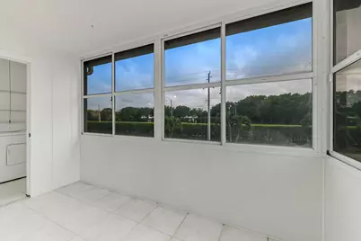 560 Capri, Delray Beach, FL 33484 - Photo 19