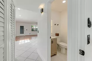 560 Capri, Delray Beach, FL 33484 - Photo 7