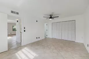 560 Capri, Delray Beach, FL 33484 - Photo 13