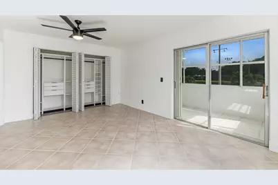 560 Capri, Delray Beach, FL 33484 - Photo 9