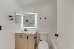 560 Capri, Delray Beach, FL 33484 - Photo 13