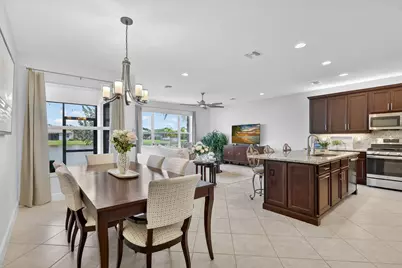 11377 SW Willow Lane, Port Saint Lucie, FL 34987 - Photo 9