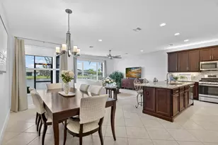 11377 SW Willow Ln, Port Saint Lucie, FL 34987 - Photo 9