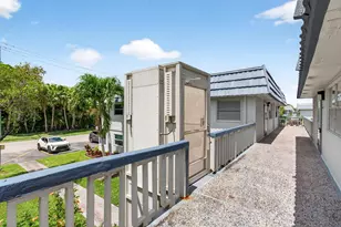 186 Tuscany C, Delray Beach, FL 33446 - Photo 3