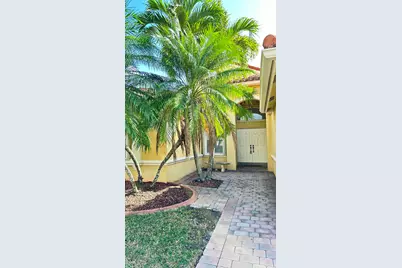 19010 SW 10th Street, Pembroke Pines, FL 33029 - Photo 5