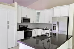 19010 SW 10th St, Pembroke Pines, FL 33029 - Photo 13