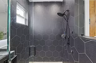 706 Sunset Rd, West Palm Beach, FL 33401 - Photo 23