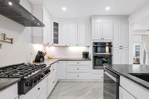 706 Sunset Rd, West Palm Beach, FL 33401 - Photo 13