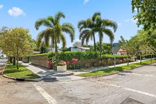 706 Sunset Rd, West Palm Beach, FL 33401 - Photo 77