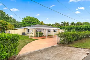 4030 E Gem Lake Dr, West Palm Beach, FL 33406 - Photo 1