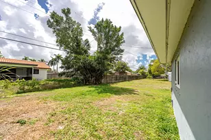 13 W Palmetto Rd, Lake Worth, FL 33467 - Photo 23