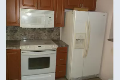 9401 Sunrise Lakes Boulevard #308, Sunrise, FL 33322 - Photo 17