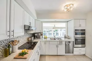 270 SE 9th Ct, Pompano Beach, FL 33060 - Photo 7